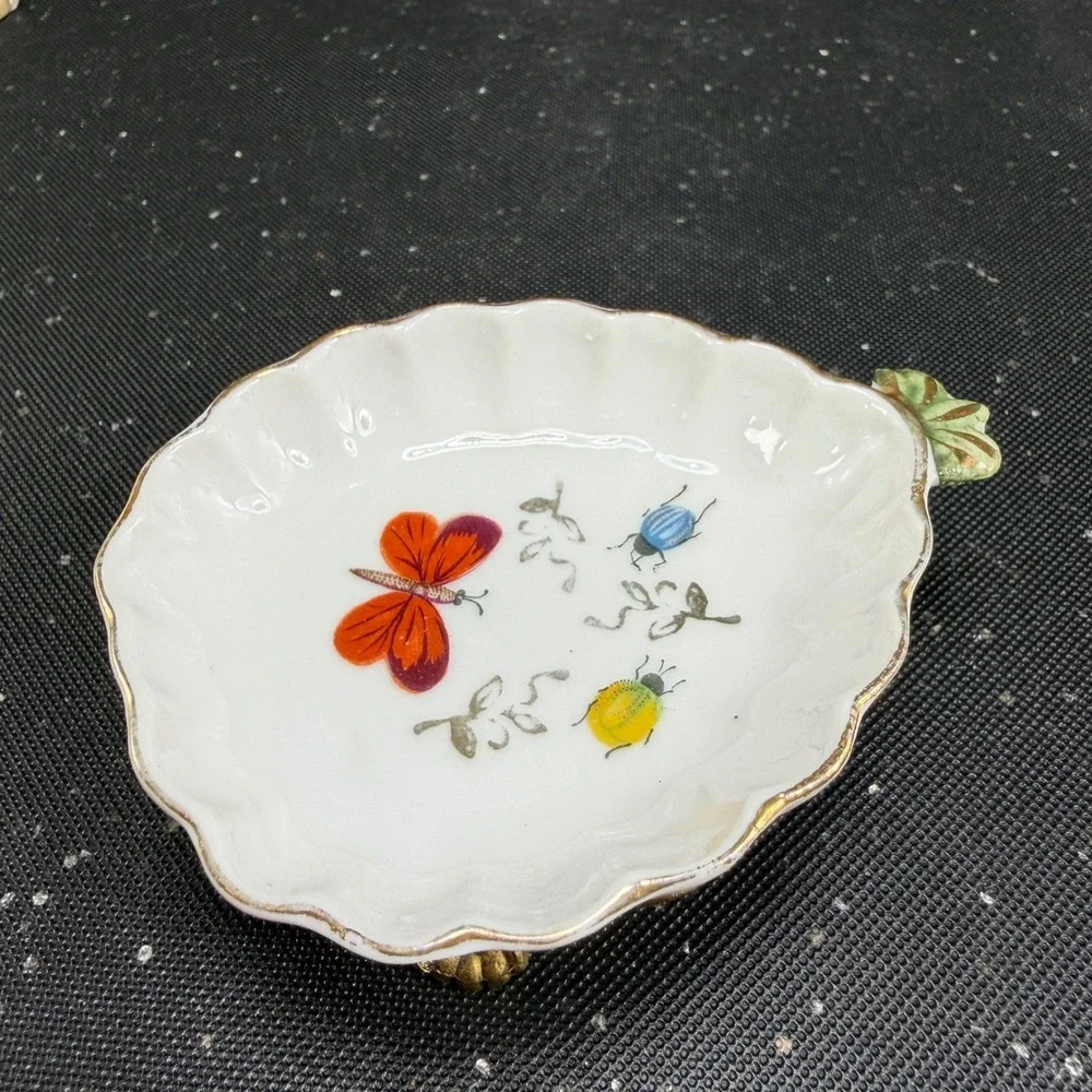 Vintage Porcelain Butterfly Beetle Trinket Dish Scalloped Brass Filigree Base‎